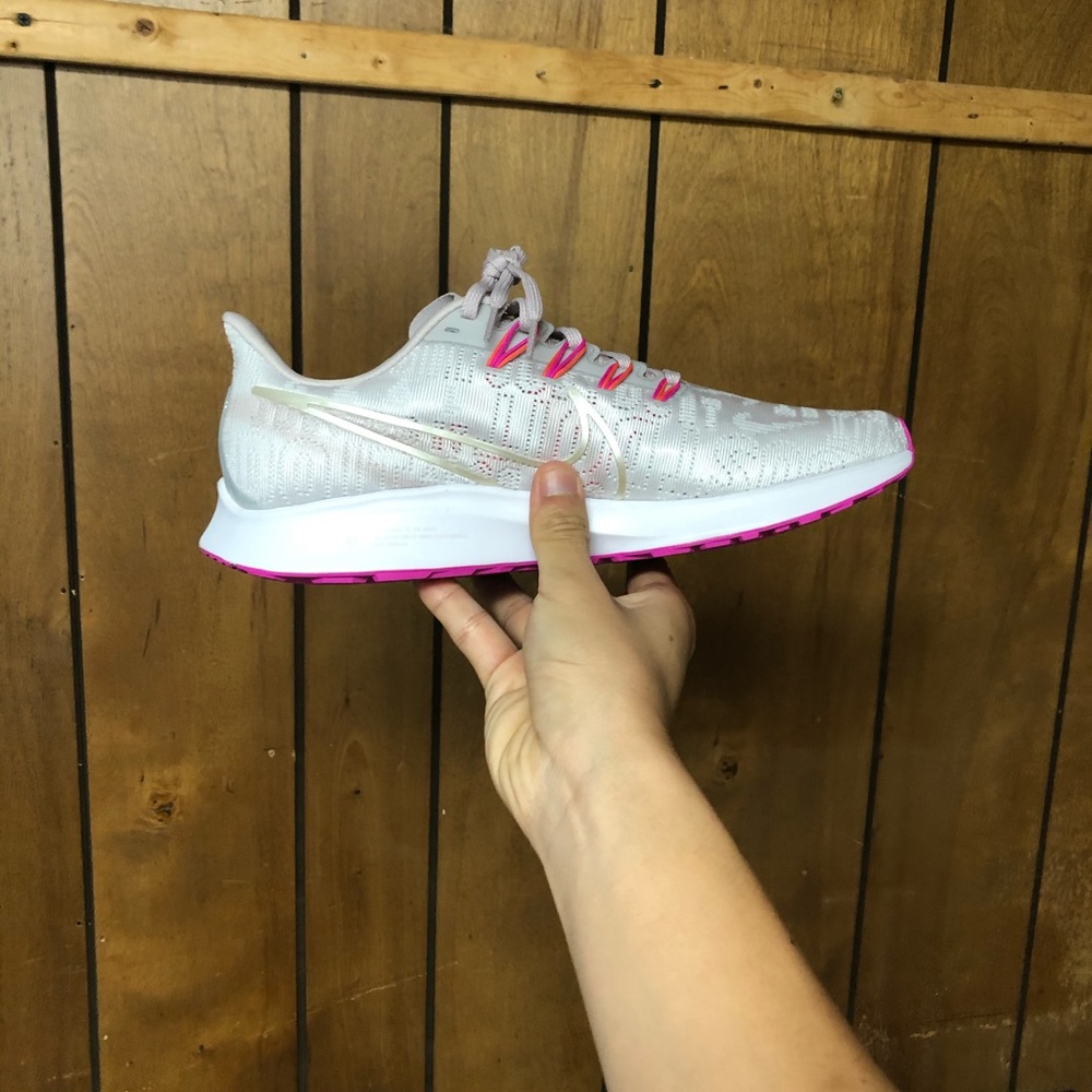 Women’s Nike Air Zoom Pegasus 36 PRM - Picture 2 of 4